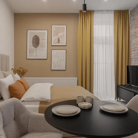 Апартаменти Harbor - Przy Rynku 3*